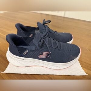 Skechers Dark Blue Sneakers with Pink Details
